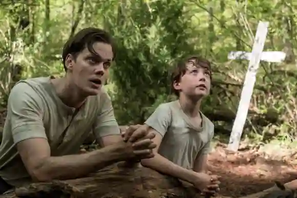 Bill Skarsgård, Michael Banks Repeta in 'The Devil All The Time'