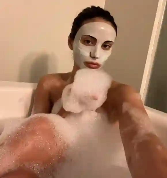 Camila Mendes