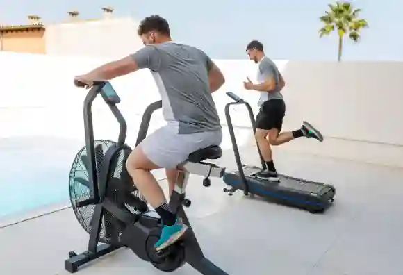 Cardio Vs. Strength Training