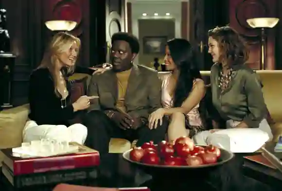 Cameron Diaz, Bernie Mac, Lucy Liu & Drew Barrymore in 'Charlie's Angels'