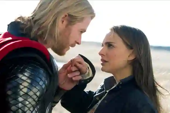 Chris Hemsworth and Natalie Portman