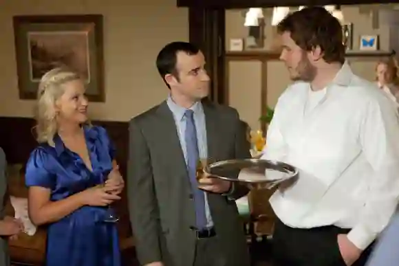 Amy Poehler, Chris Pratt, and Justin Theroux in 'Parks and Recreation'.