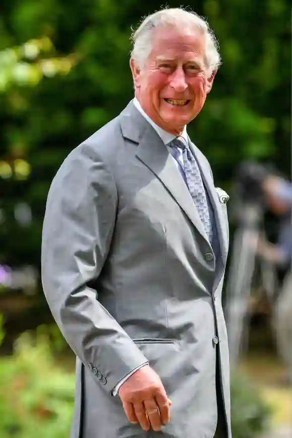 Symptômes du coronavirus : Le Prince Charles a perdu le sens du goût et de l'odorat