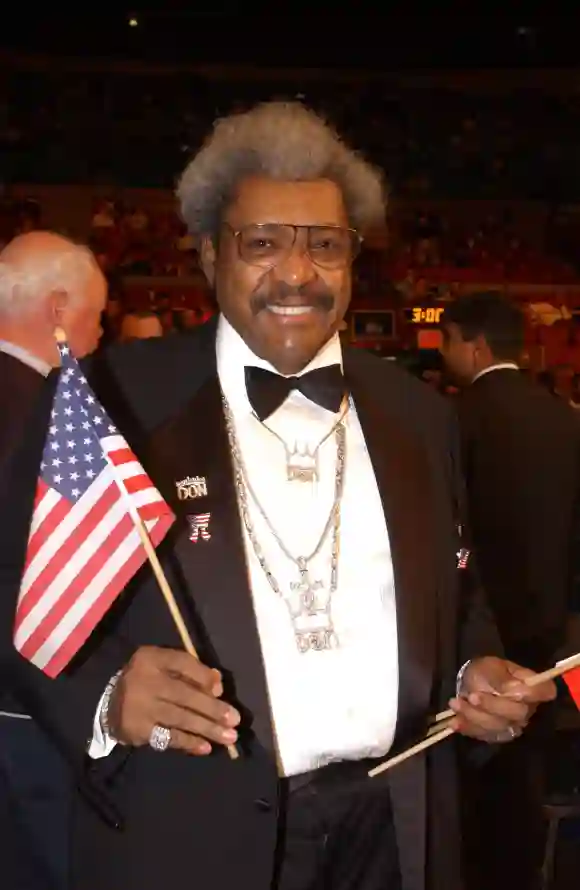December 16, 2021, New York, NY, USA: Don King,shown here in 2004,is an American boxing promoter. New York USA - ZUMAd57
