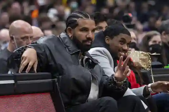 18 mars 2022, Toronto, On, CAN : Le rappeur canadien Drake a parié 500 000 dollars sur les Oilers d'Edmonton pour qu'ils remportent la Coupe du monde de football.