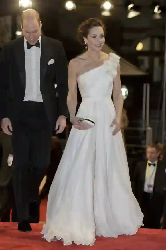 Le prince William et la duchesse de Cambridge arrivent pour assister aux EE British Academy Film Awards au Royal Albert Hall, le 10 février 2019.