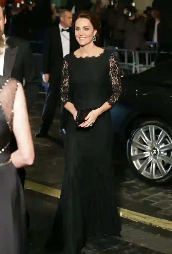 La duchesse de Cambridge arrive à la Royal Variety Performance au London Palladium le 13 novembre 2014 à Londres, Angleterre.