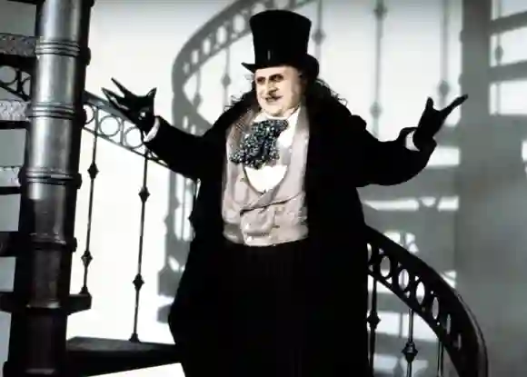 Danny DeVito es El Pingüino en 'Batman Returns'