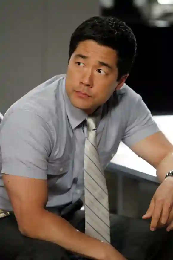 Tim Kang in a scene from the series 'The Mentalist'.