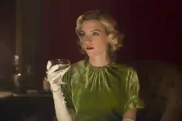 Maggie Civantos in a scene from the series 'Cable Girls'