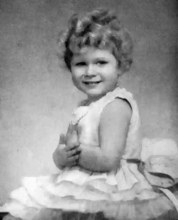 La reine Élisabeth II lorsqu'elle était enfant.