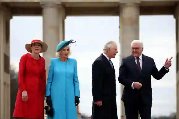 Elke Buedenbender, Queen Camilla, King Charles III. and Frank-Walter Steinmeier at the Brandenburg Gate