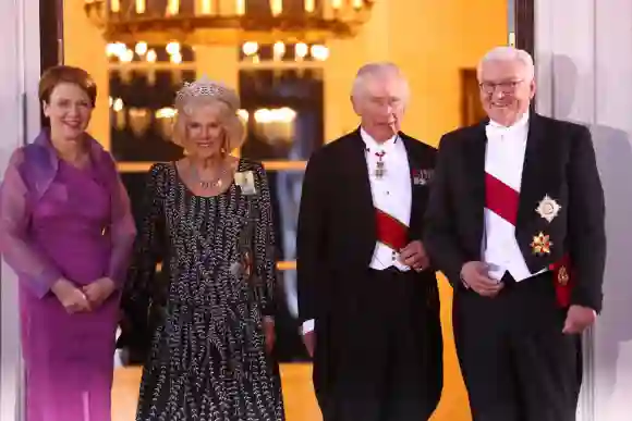 Elke Büdenbender, Queen Camilla, King Charles III. and Frank-Walter Steinmeier at the state banquet