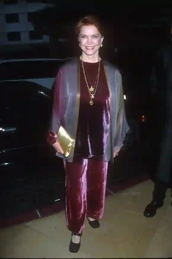 Ellen Burstyn attending the 1st Ann. Hollywood Makeup Artist & Hair Stylist Guild Awards, 2000.