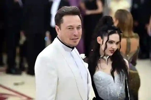 Elon Musk and Grimes attend the Heavenly Bodies: Fashion & The Catholic Imagination Costume Institute Gala, May 7, 2018.