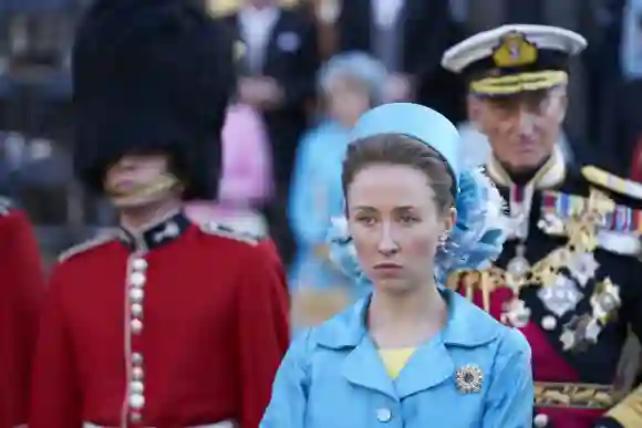 Erin Doherty es la Princesa Ana en la temporada 3 de 'The Crown'