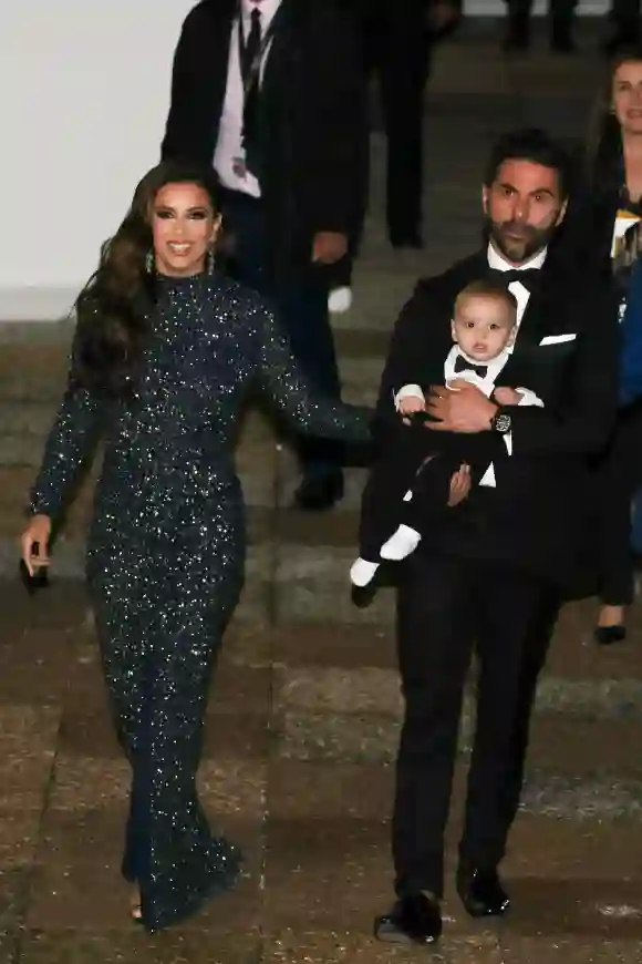 Eva Longoria, Pepe Bastón and son