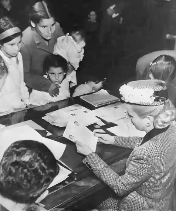 Eva Perón en la década de los 40