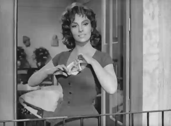 Gina Lollobrigida in the film "Where the Hot Wind Blows" from the 1950s