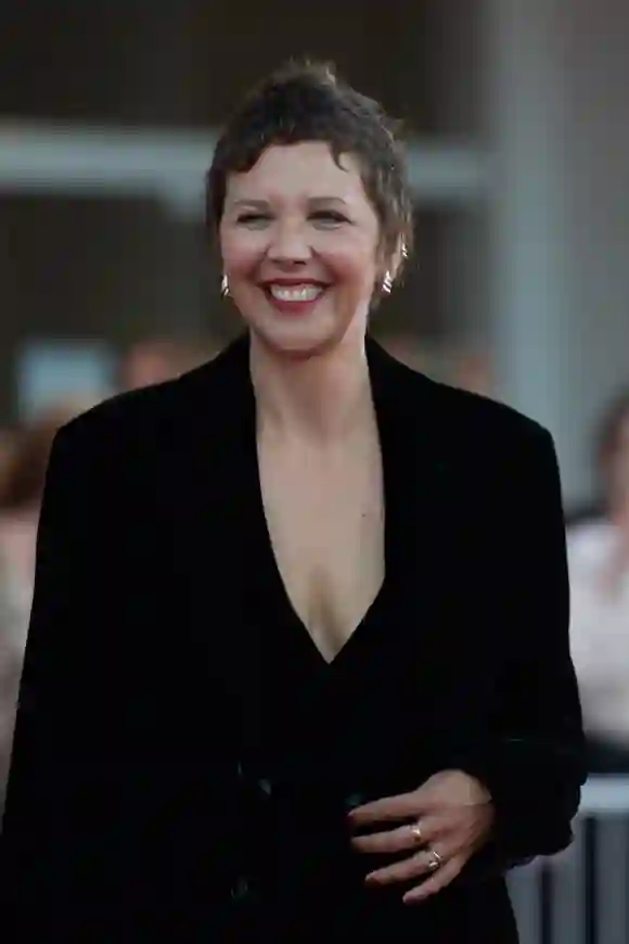 Venice Closing Red Carpet Maggie Gyllenhaal attending the Closing Red Carpet as part of the 80th Venice Film Festival (M