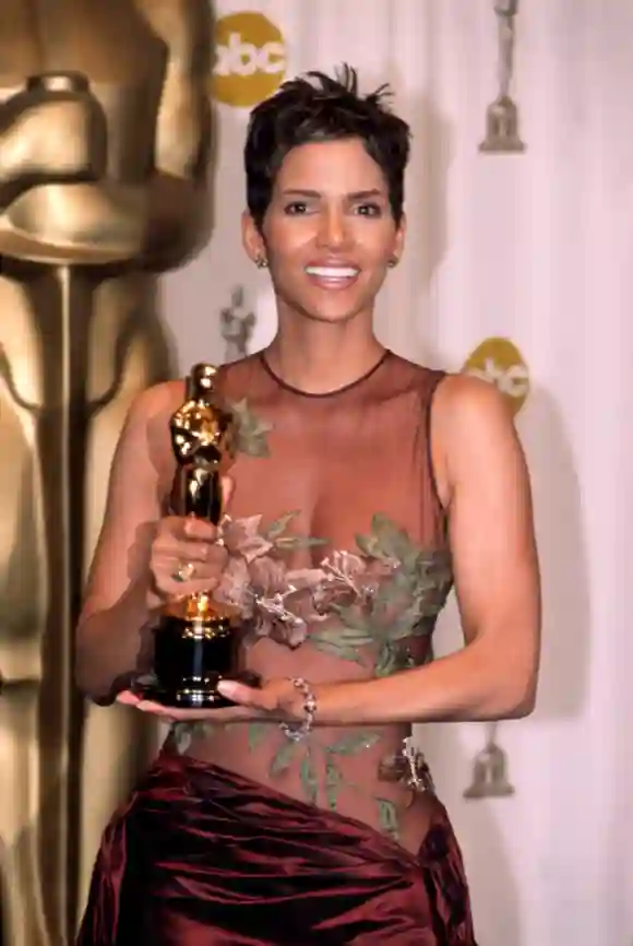Halle Berry est lauréate d'un Oscar.