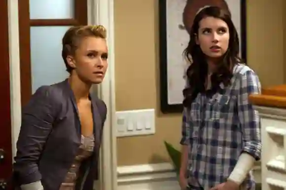Hayden Panettiere, Emma Roberts in 'Scream 4'