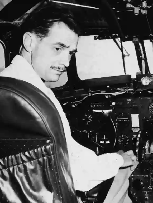 Howard Hughes