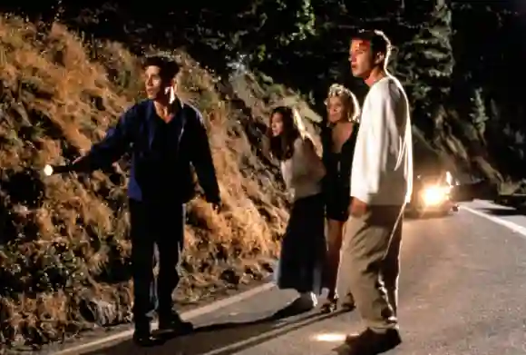 Freddie Prinze Jr., Jennifer Love Hewitt, Sarah Michelle Gellar, and Ryan Philippe in 'I Know What You Did Last Summer'.