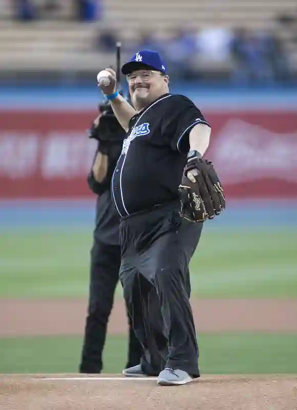 May 29, 2019 - Los Angeles, California, United States of America - Actor Wayne Knight throws the hon