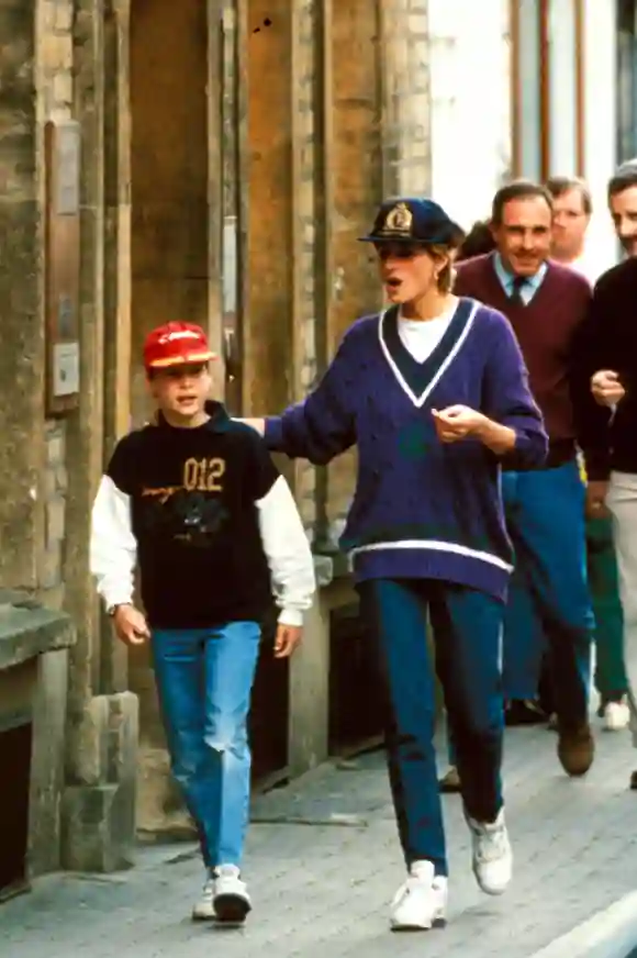 El Príncipe William con la Princesa Diana