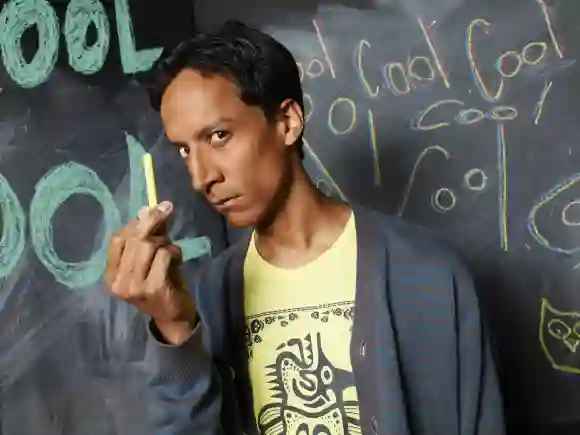 Community Saison 2 2010 2011 Danny Pudi Los Angeles CA PUBLICATIONxINxGERxSUIxAUTxONLY Copyrights