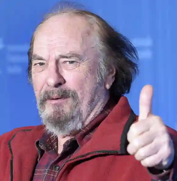 Der US Schauspieler Rip Torn posiert am Mittwoch 11 Februar 2009 mit Regisseur Mitchell Lichtens