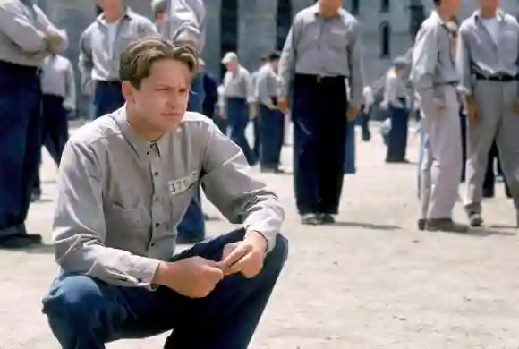 Tim Robbins Characters: Andy Dufresne Film: The Shawshank Redemption (USA 1994) / Literaturverfilmung Nach Der Novelle F