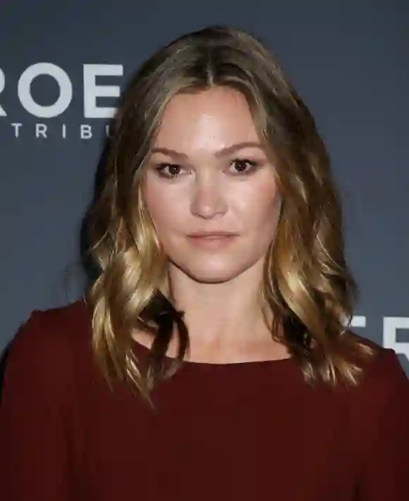 Julia Stiles arriving at the 13th Annual CNN Heroes: An All-Star Tribute in New York City - Dec 8, 2019 - CNN Heroes: An