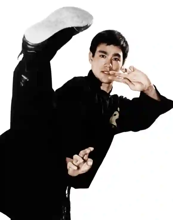 THE GREEN HORNET, Bruce Lee, 1966-67. TM and Copyright 20th Century Fox Film Corp. All rights reserved, Courtesy: Everet