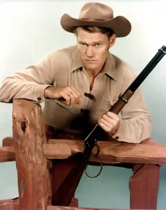 Chuck Connors dans "The Rifleman" (Le fusilier)