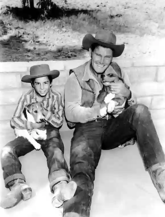 Chuck Connors and Johnny Crawford in 'The Rifleman'