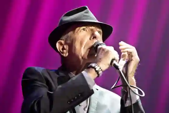 Leonard Cohen L'auteur-compositeur-interprète, musicien et poète canadien Leonard Cohen se produit en concert au Spektrum à Osl.