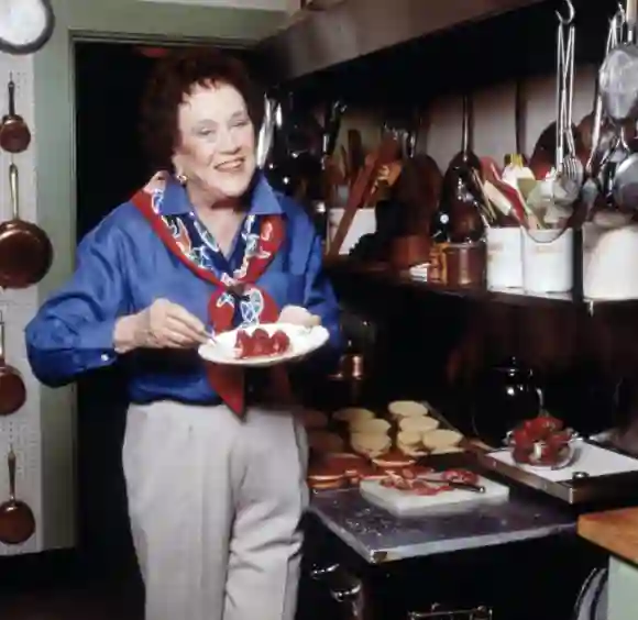 Julia Child, 1992. ph: Petrisse Briel / TV Guide / courtesy Everett Collection Ref:PSDJUCH EC006 PUBLICATIONxINxGERxSUIx