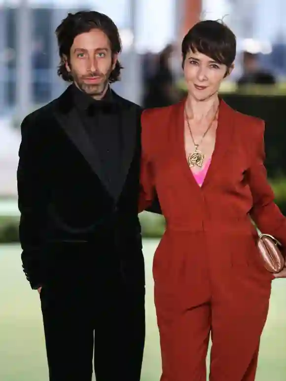 Academy Museum of Motion Pictures Opening Gala LOS ANGELES, CALIFORNIA, USA - SEPTEMBER 25: Actor Simon Helberg and wif