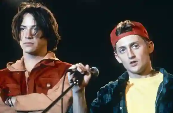 BILL AND TED S BOGUS JOURNEY, from left: Keanu Reeves, Alex Winter, 1991. ? Orion /courtesy Everett Collection Ref:MSDBI