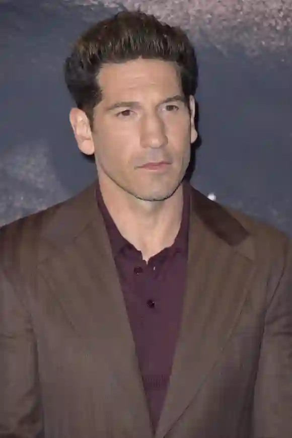 Jon Bernthal bei der Premiere des Kinofilms The Unforgivable im DGA Theatre. Los Angeles, 30.11.2021 *** Jon Bernthal at