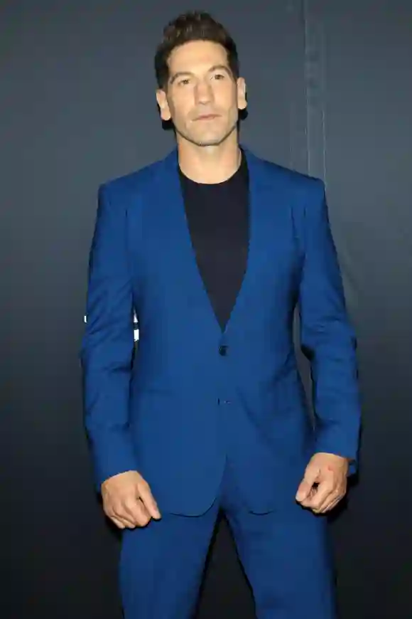 LOS ANGELES - NOV 14: Jon Bernthal at the AFI Fest Closing Night - King Richard Premiere at the TCL Chinese Theater IMAX