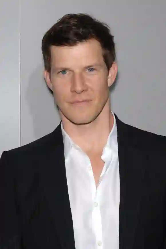 Eric Mabius