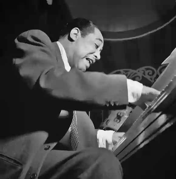 RECORD DATE NOT STATED Portrait of Duke Ellington, Aquarium, New York, N.Y., between 1946 and 1948 . 1062_16_M_-2169-