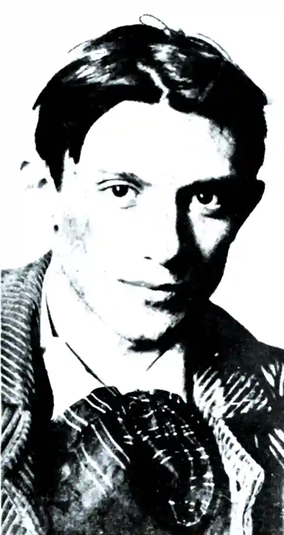 DATE D'ENREGISTREMENT NON SUGGÉRÉE Pablo Ruiz Picasso (1881-1973), Peintre de Malaga, à l'âge de 33 ans, photographie de presse de 1914.