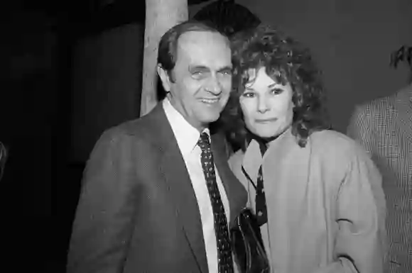 **FILE PHOTO** Ginnie Newhart, Wife of Bob Newhart Has Passed Away. Bob Newhart and Ginnie Newhart Circa 1980 s PUBLICAT