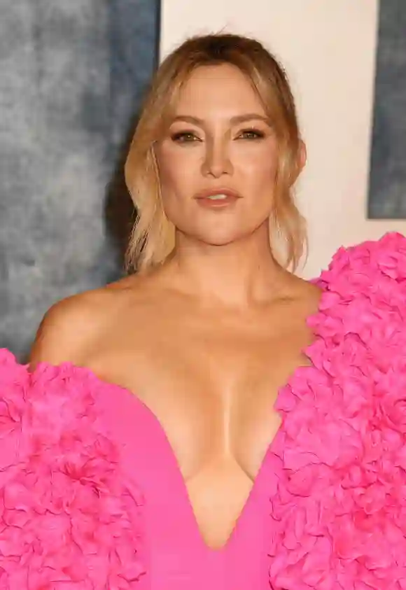 2023 Vanity Fair Oscar Party Hosted By Radhika Jones - Arrivals BEVERLY HILLS, CALIFORNIA - MARCH 12: Kate Hudson attend