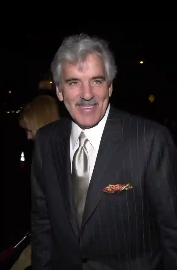 à la première de Snatch à la Directors Guild of America, Hollywood, 01-18-01 Dennis Farina à la première de Snatch