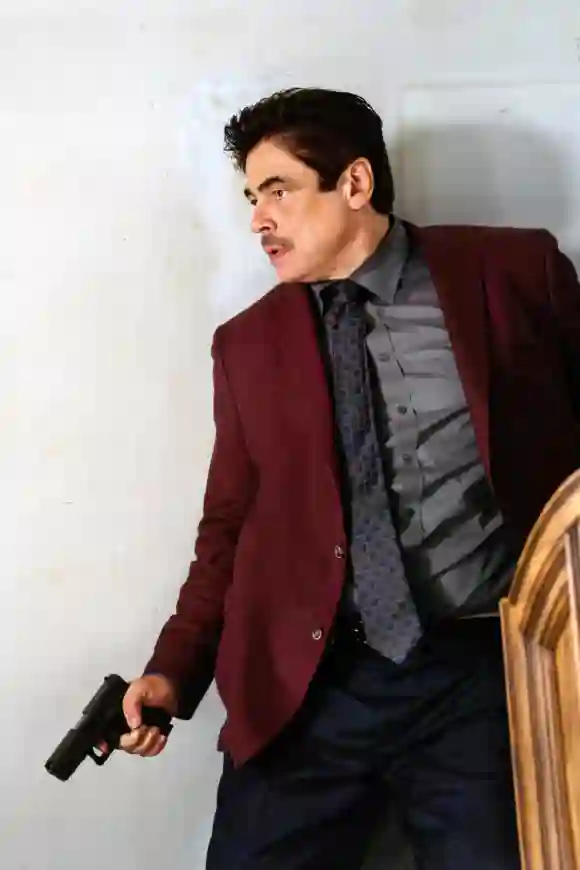 RECORD DATE NOT STATED REPTILE, Benicio Del Toro, 2023. ph: Daniel McFadden / Netflix / Courtesy Everett Collection PUBL